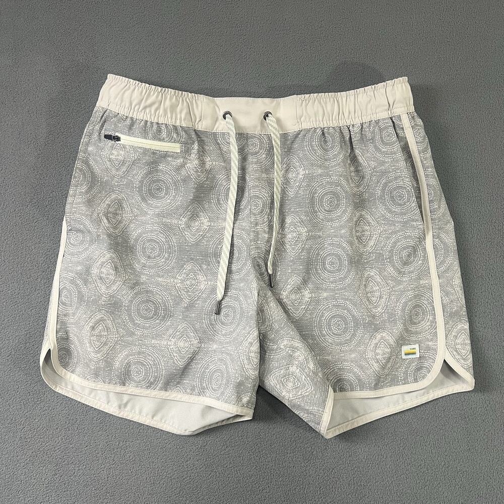 Vuori Banks Shorts Mens Size Medium Gray Unlined Activewear Athletic Running 5"
